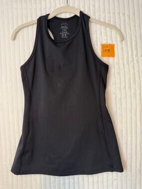 Coed Women’s active tank with cutout size large